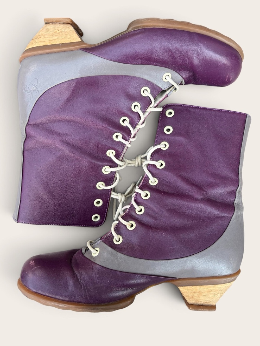 John Fluevog Hope Cherish Purple Gray Leather Lace Up Boots Women Sz 8 Italy HTF
